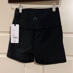Varley biker short